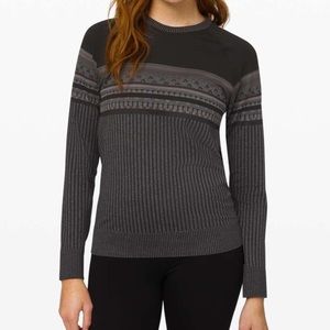 lululemon athletica Long Sleeve Crew Sweater in Black and Gray